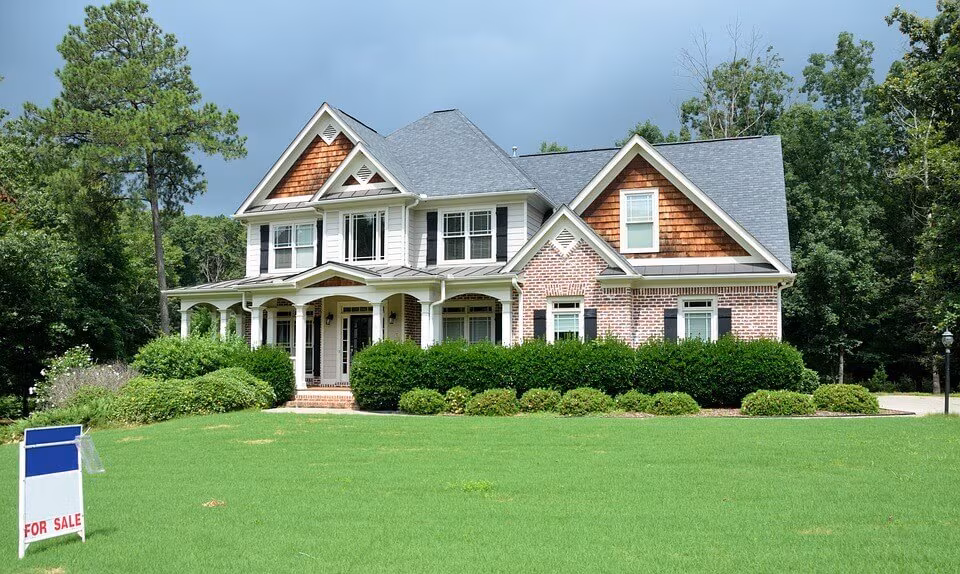 A big place with a yard