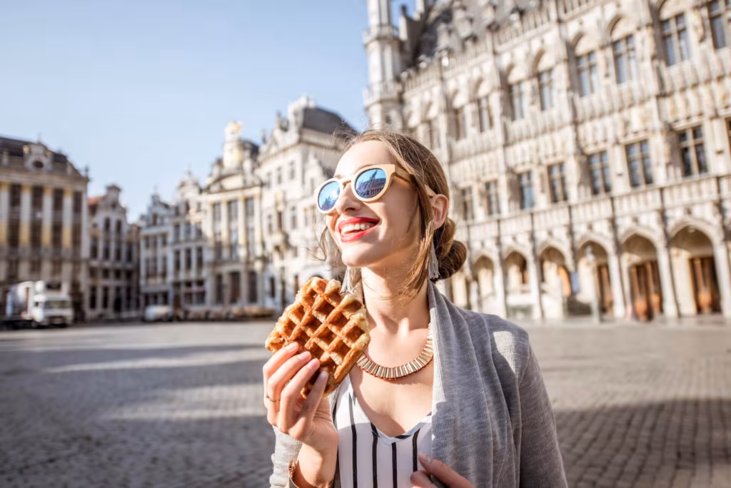 A girl with sunglasses smiling
